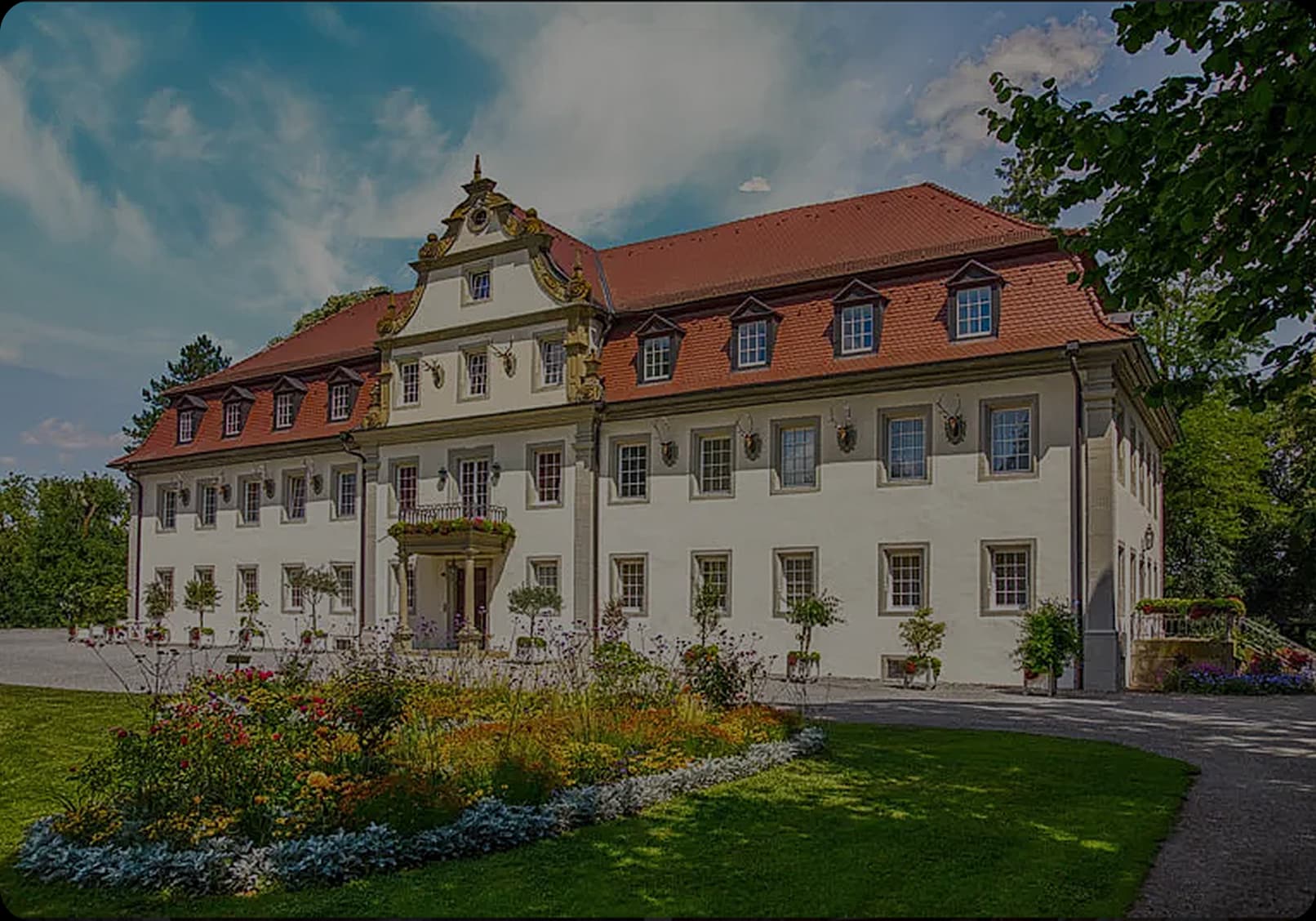 CITY HOTEL